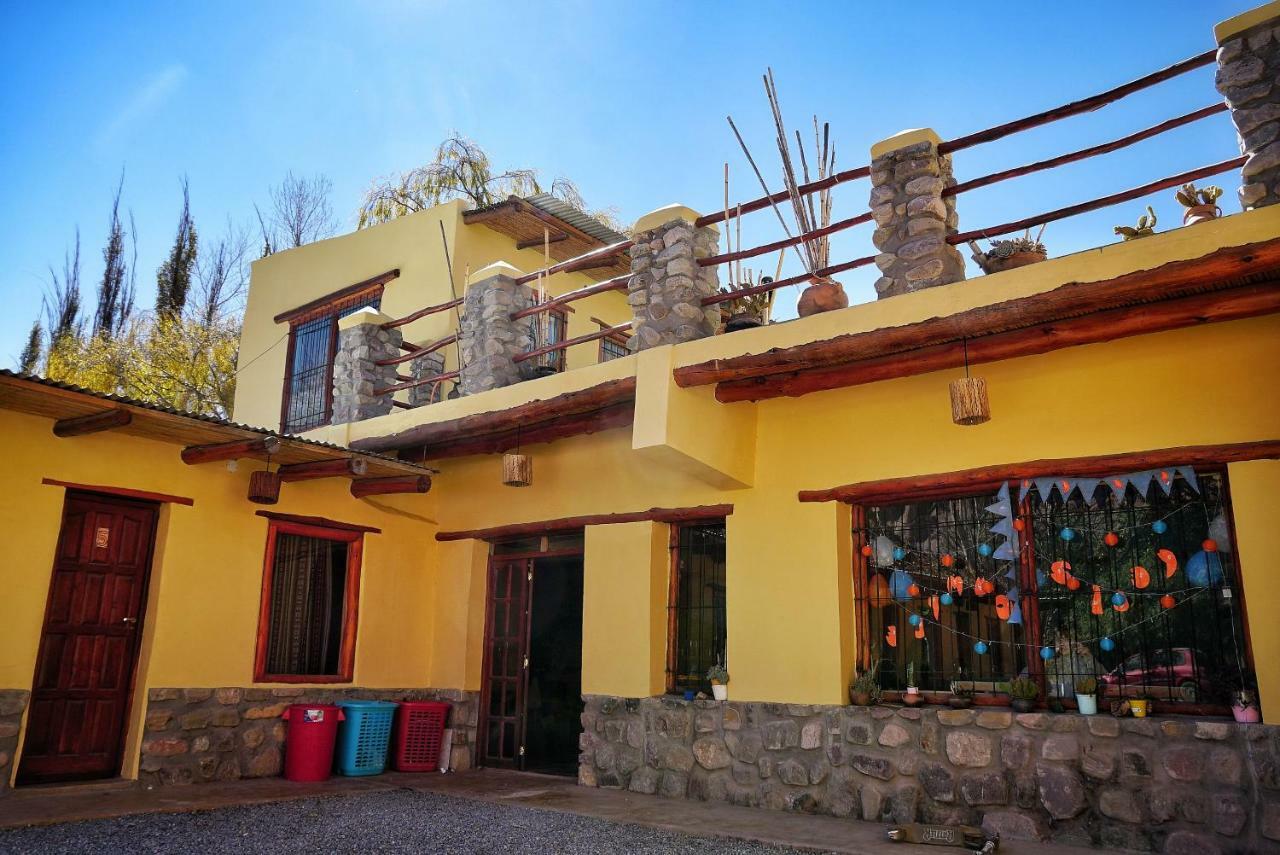 Tilcara Rustica Hostel ภายนอก รูปภาพ